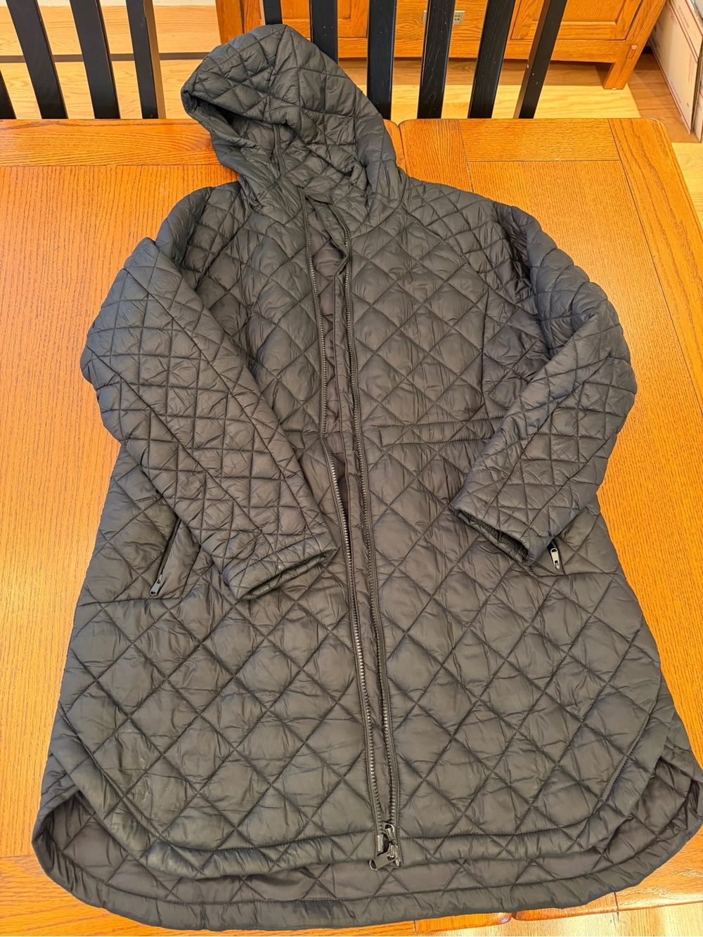 Athleta Black Quilted Hooded Coat - Women